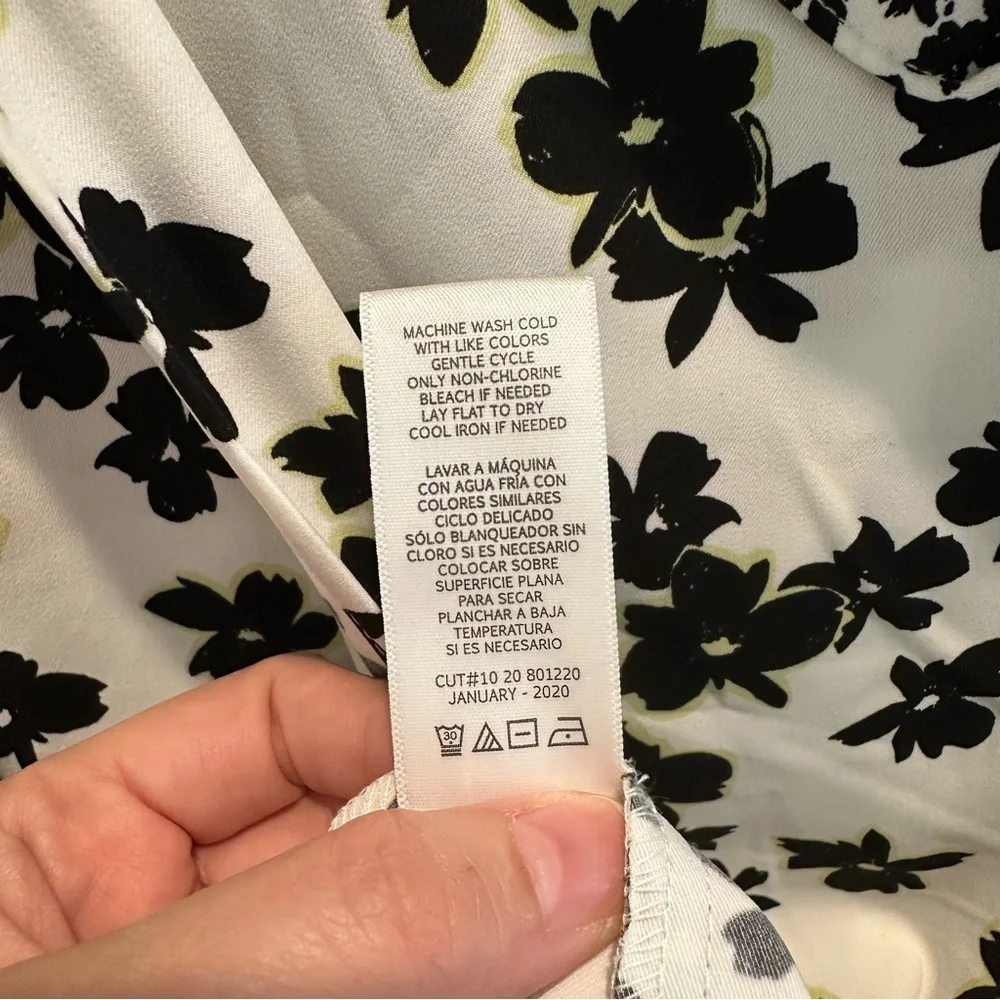 Love, Whit by Whitney Port Black and White Floral Wrap Dress - Picture 4 of 6